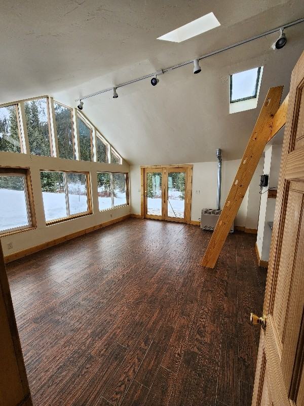 146 Yonley St - Photo 3 of 15