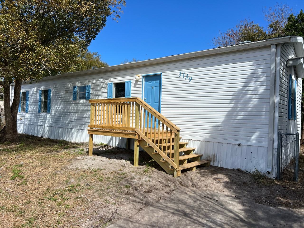 3139 Dover Rd - Photo 2 of 18