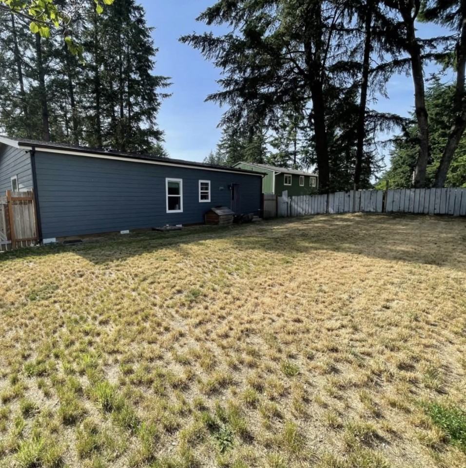 25509 32nd Ave E - Photo 2 of 18