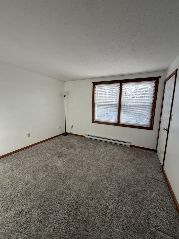 125 Portland Ave #32 - Photo 5 of 5