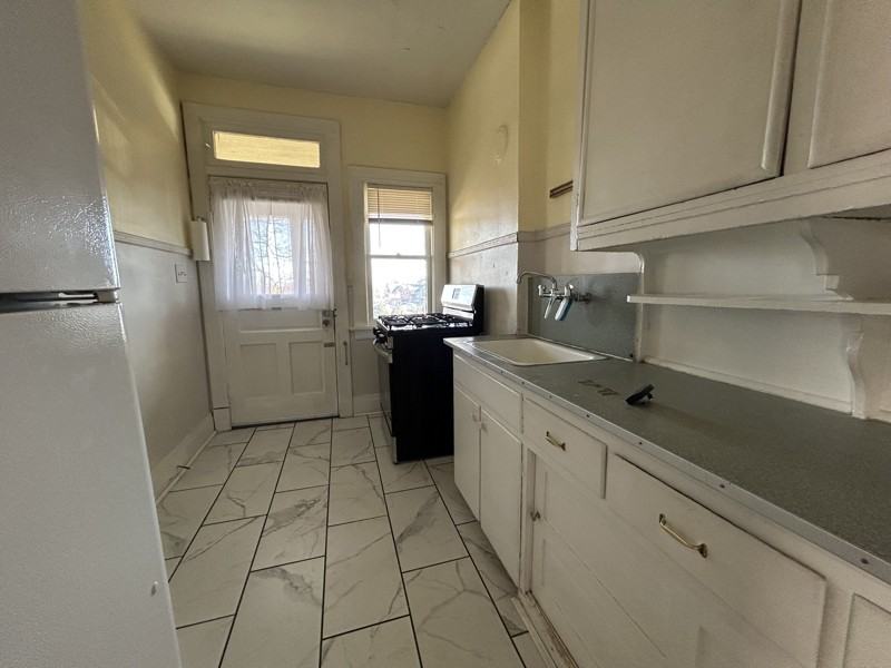 64 Winner Ave - Photo 6 of 8