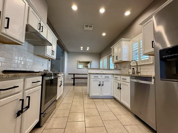 15637 Palmira Ave #A - Photo 7 of 21