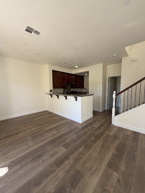 2390 Brookwood Ave - Photo 4 of 13