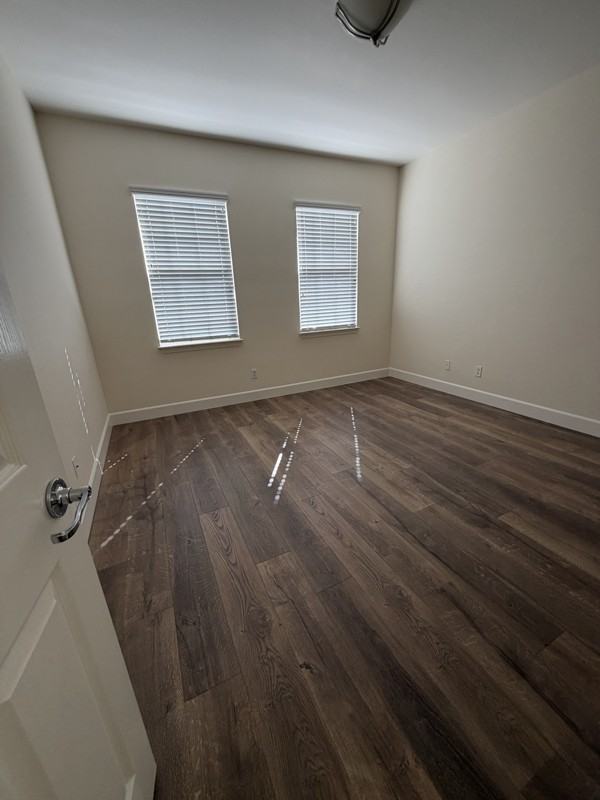 2390 Brookwood Ave - Photo 7 of 13