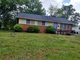 featured image of 409 Hemingway St