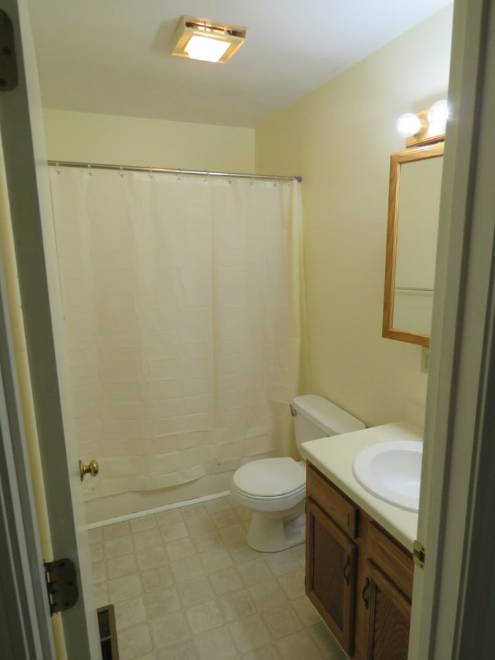 1478 Sandy Cir #1478 - Photo 6 of 9
