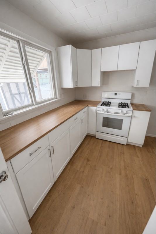 25 Penn St #1-2 - Photo 2 of 9