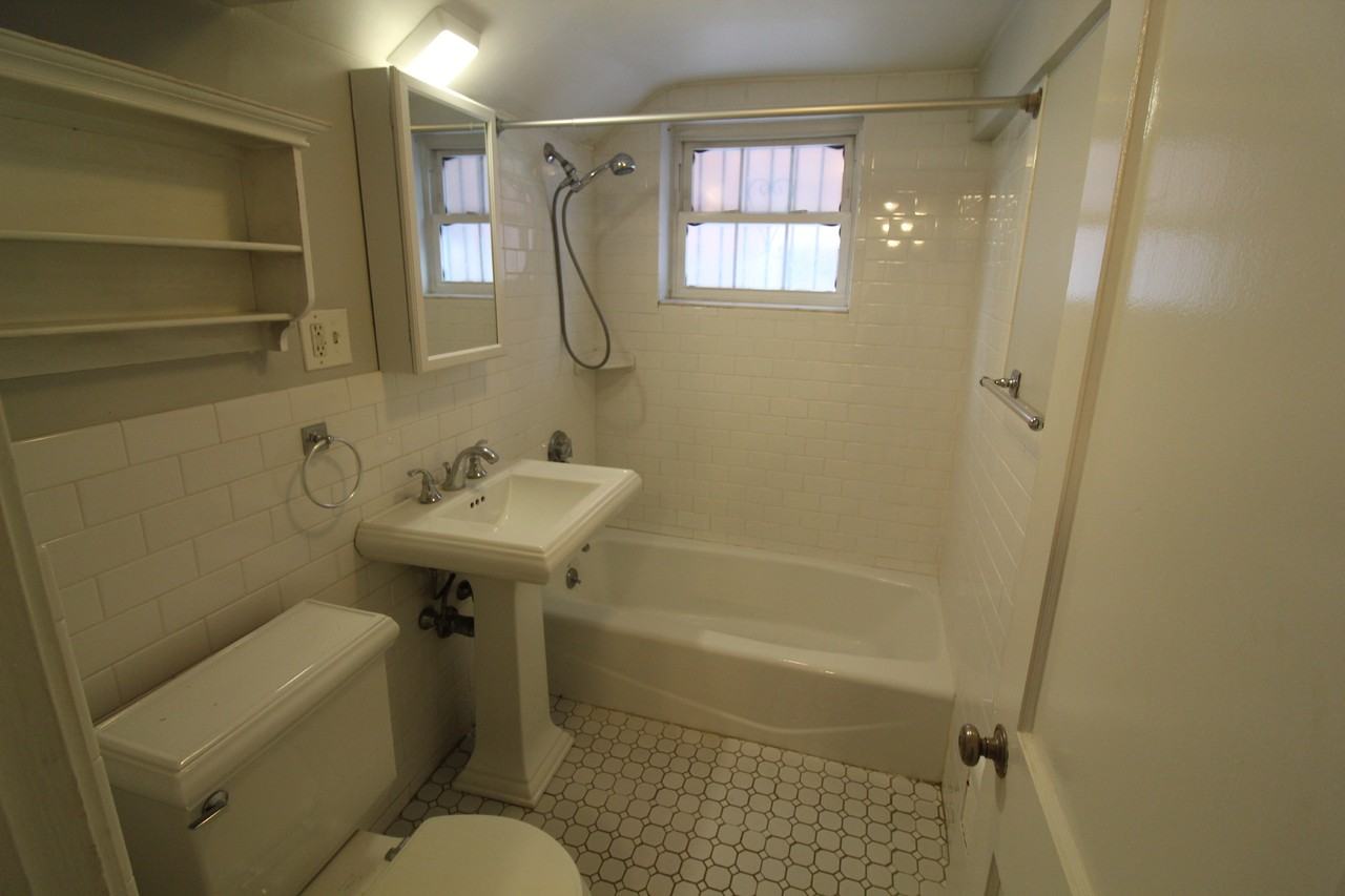 Garden Ct #5 - Photo 7 of 7