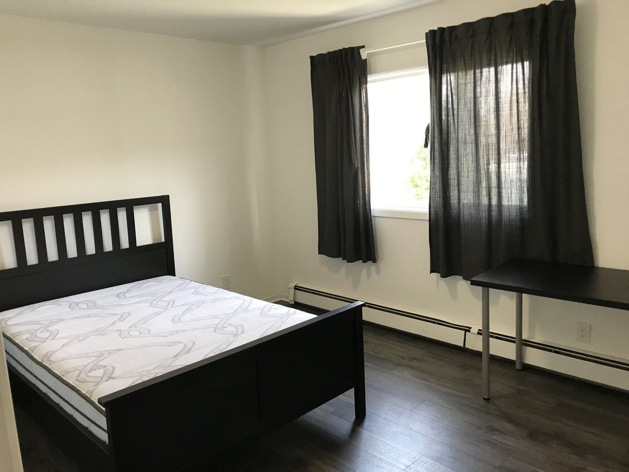 382-384 Glenridge Avenue - Photo 7 of 25