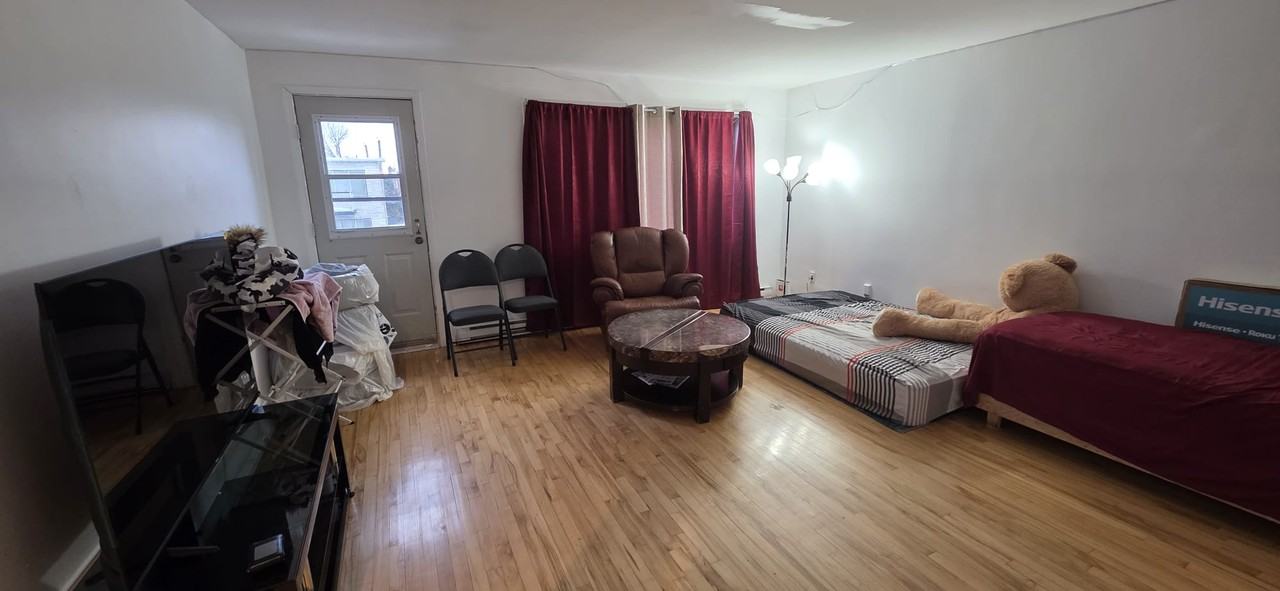 7607 Rue Ravary - Photo 7 of 12