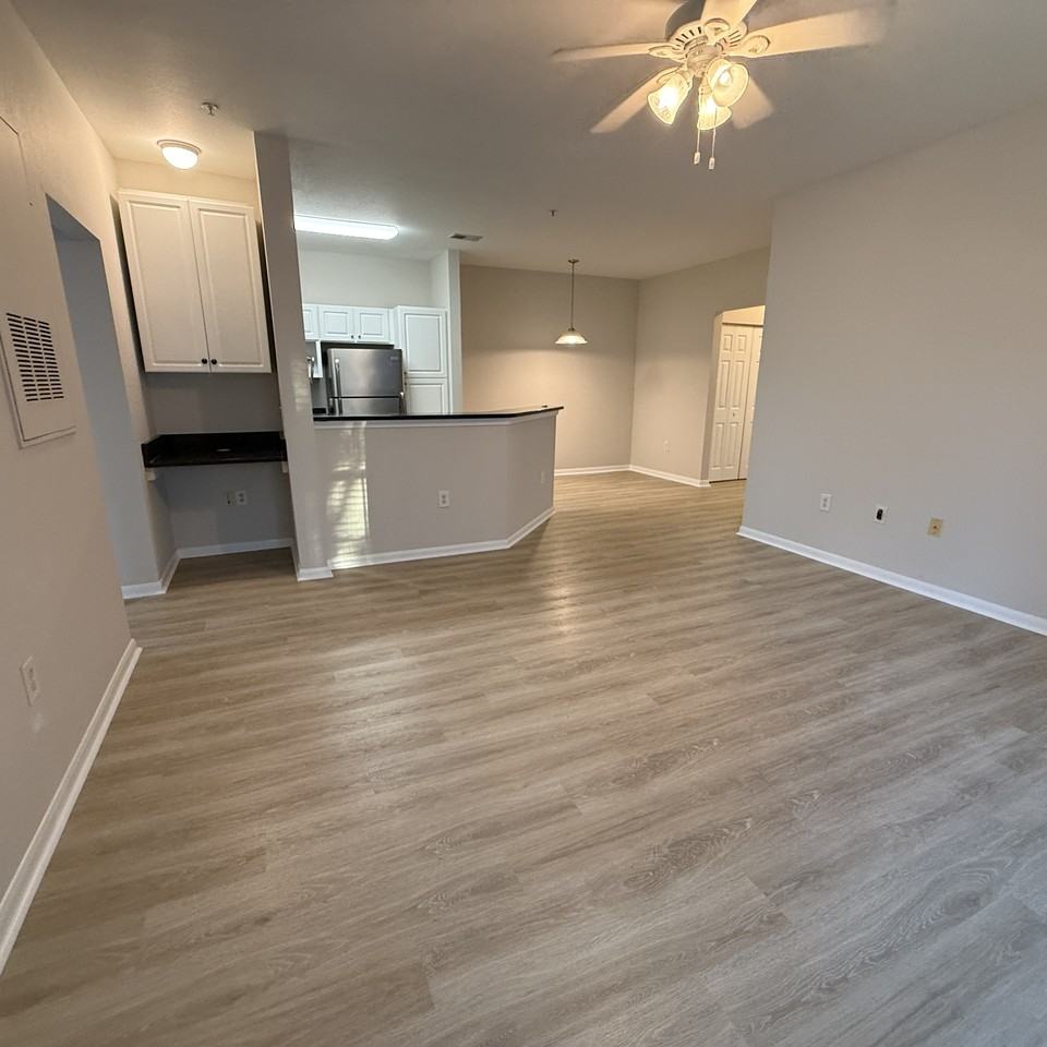 60 Fenwick Hall Aly #422 - Photo 2 of 19