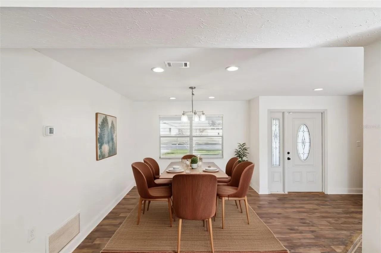 2218 King Richards Ct #NA - Photo 6 of 7