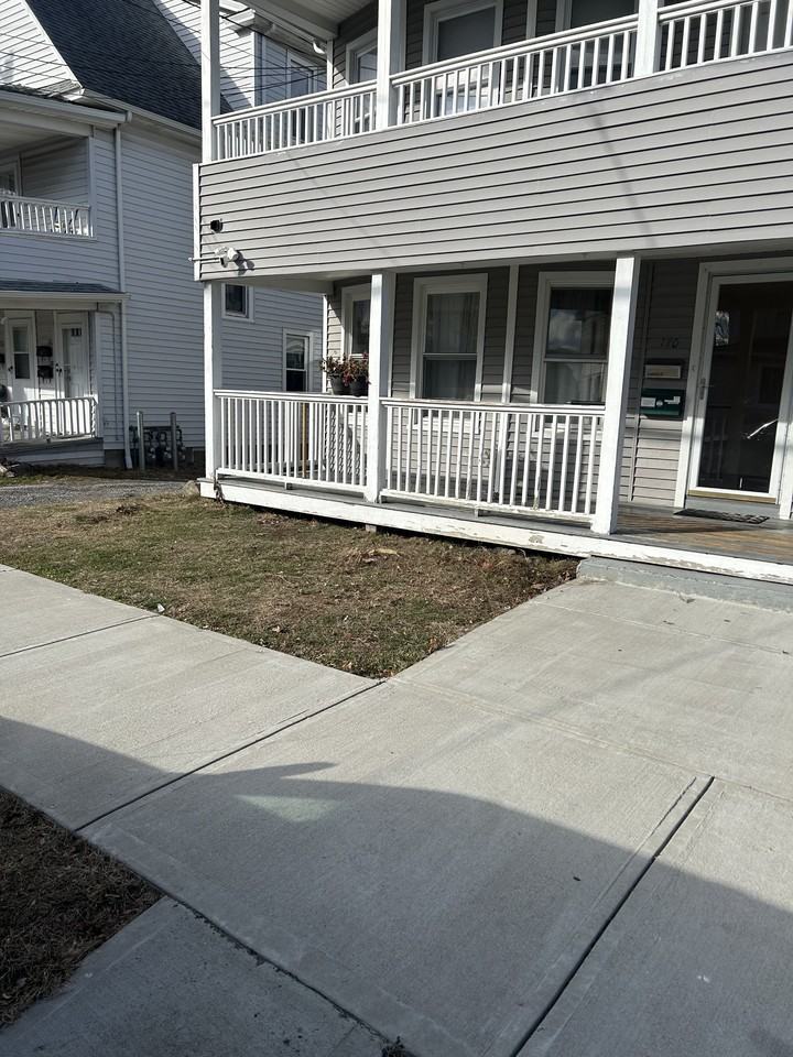 170 Taft Ave #1FL - Photo 4 of 6