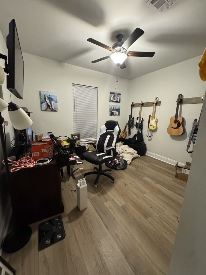 115 Lynnhaven St #NA - Photo 4 of 15