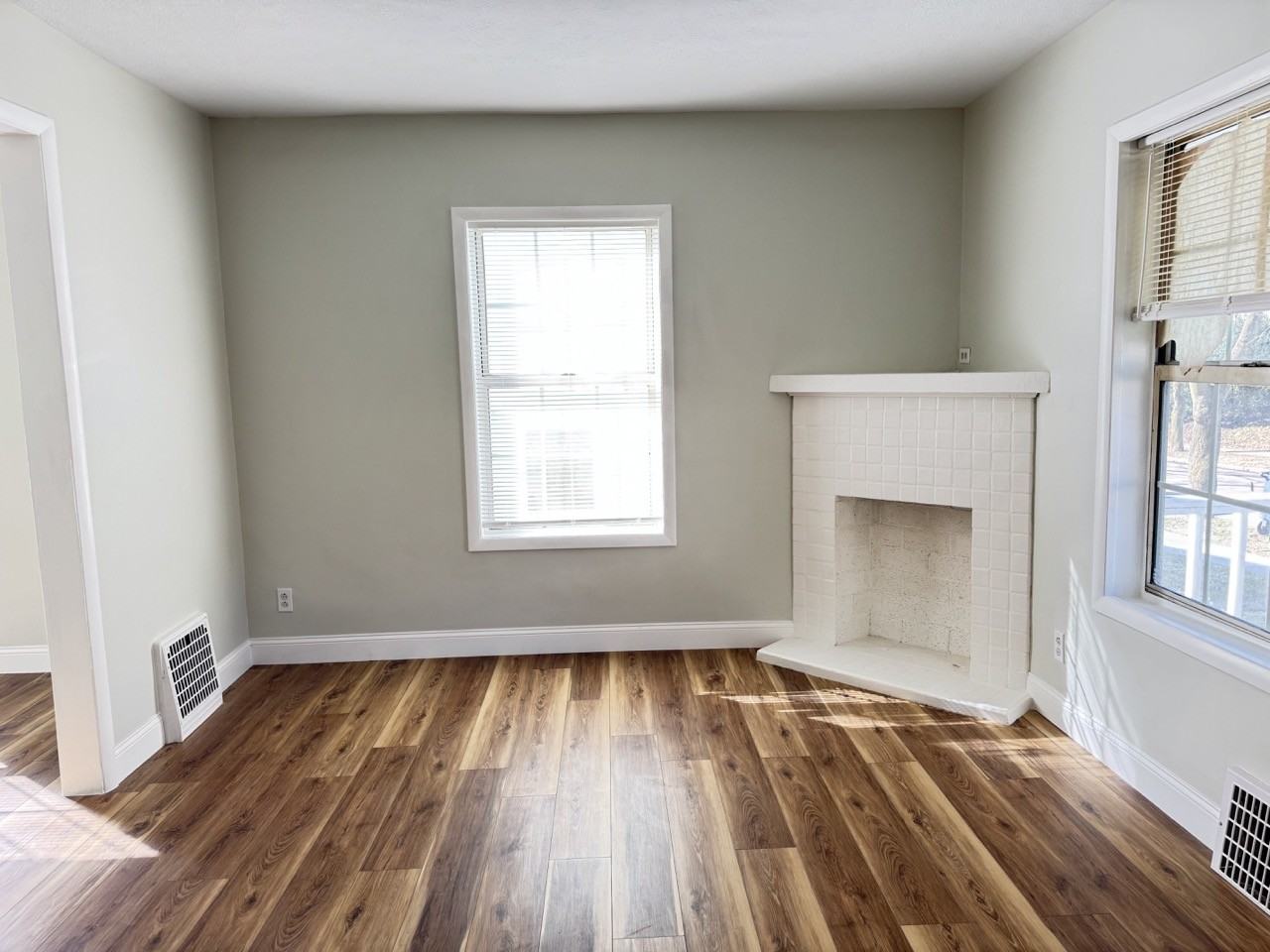 143 Gale St #1 - Photo 3 of 26