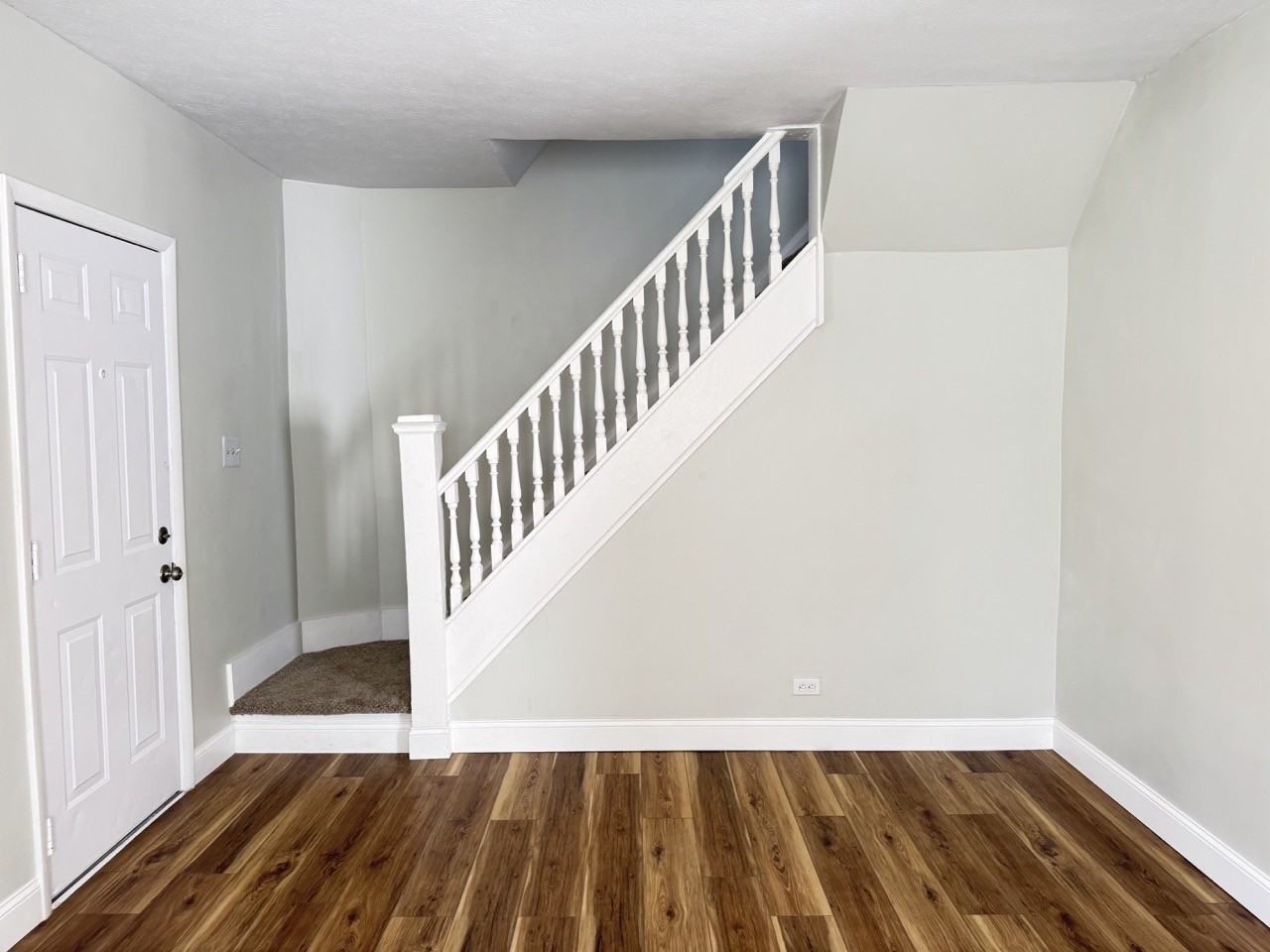 143 Gale St #1 - Photo 5 of 26