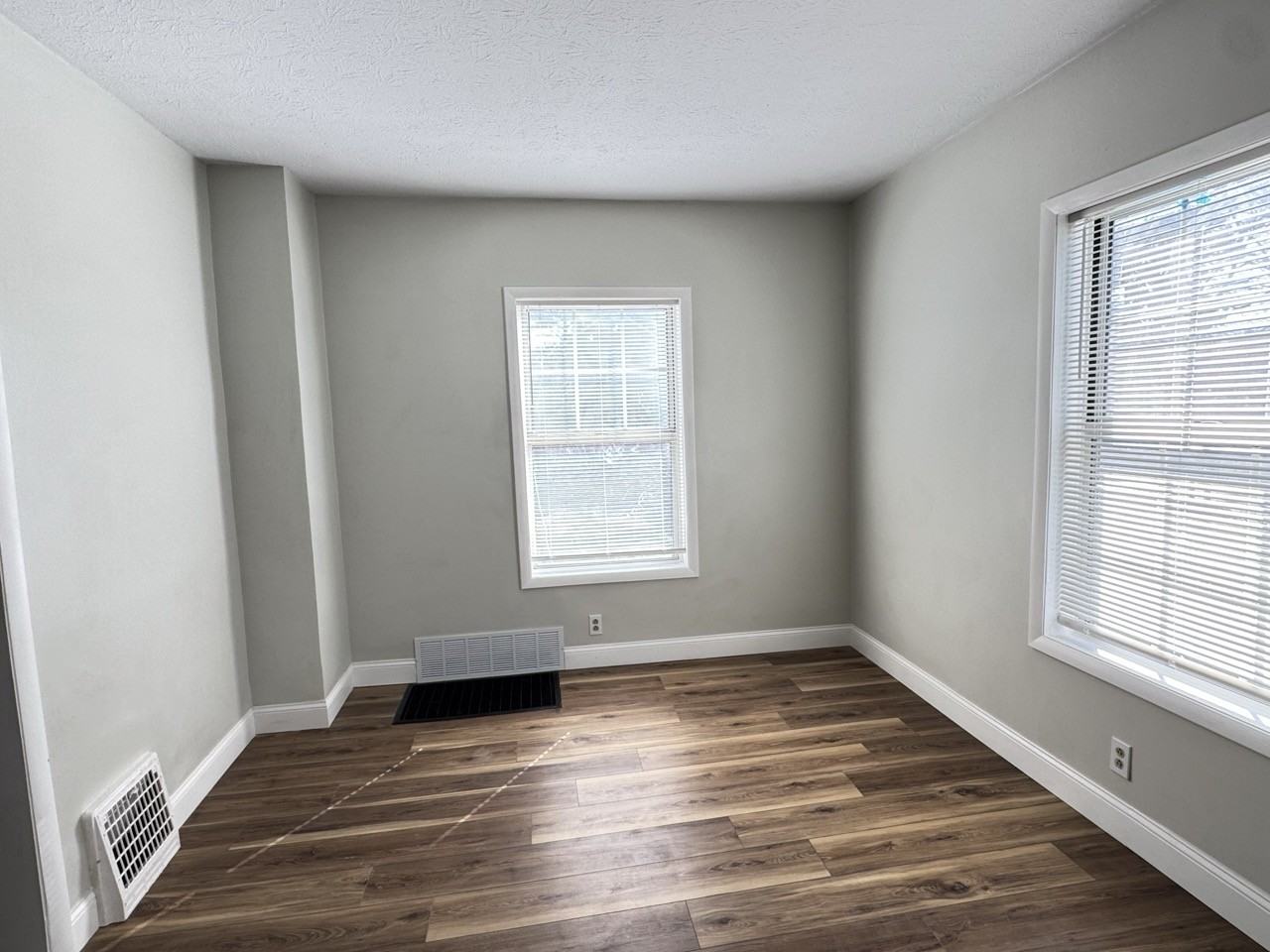 143 Gale St #1 - Photo 6 of 26