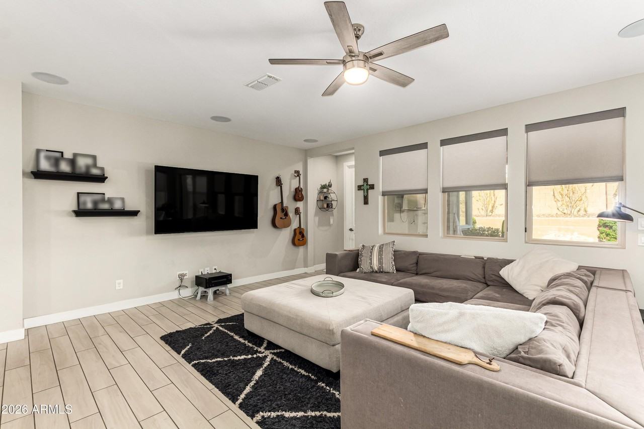 6974 W Spur Dr - Photo 4 of 14