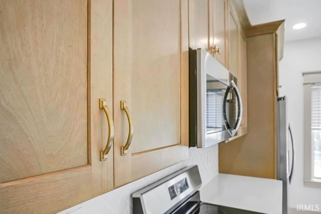 717 N Grant St - Photo 5 of 27