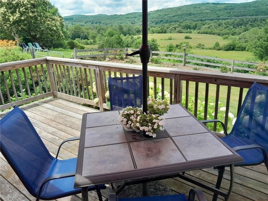 395 Rezen Rd - Photo 3 of 22