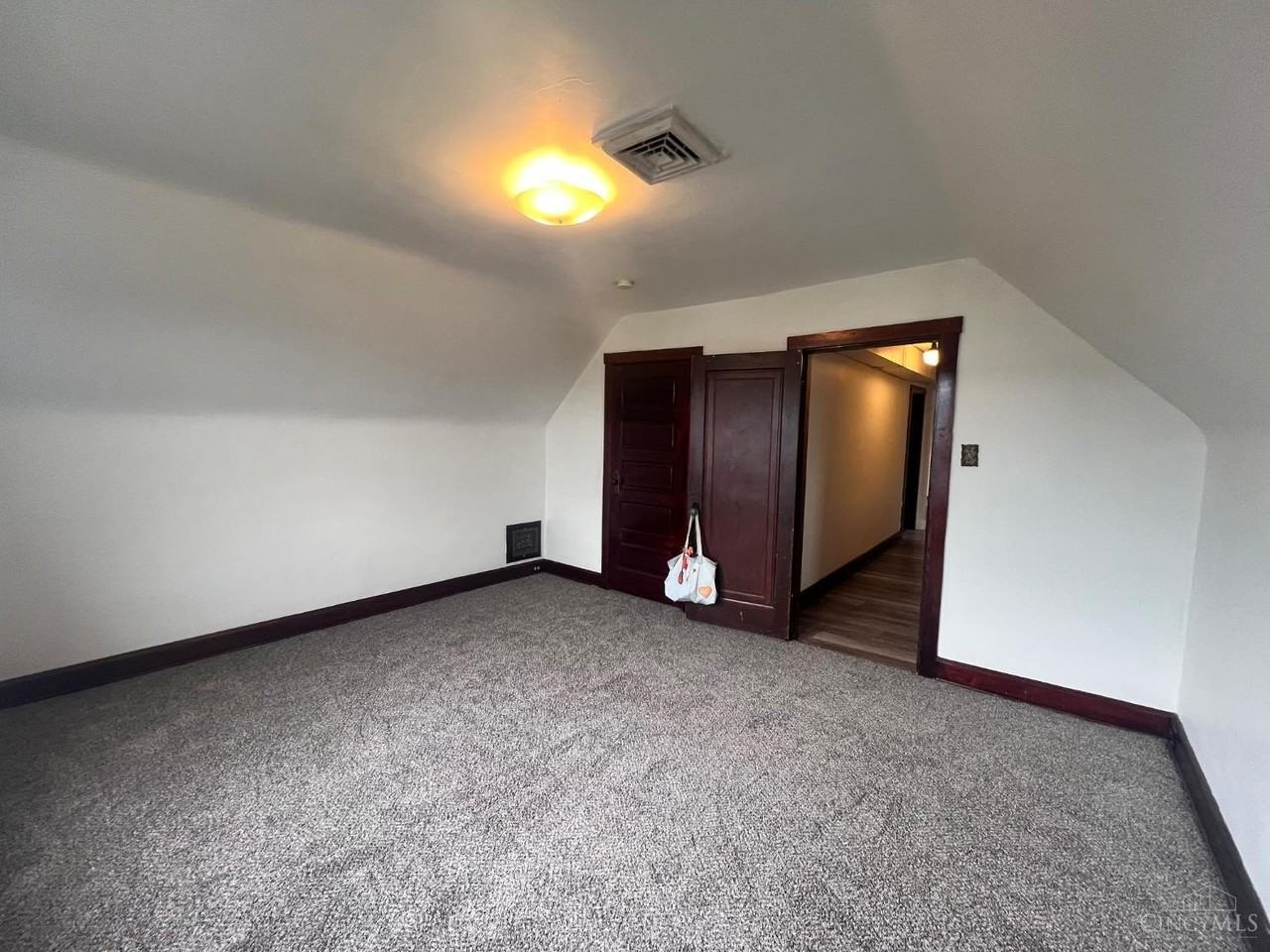 2417 Park Ave Apt 3 #3 - Photo 5 of 31