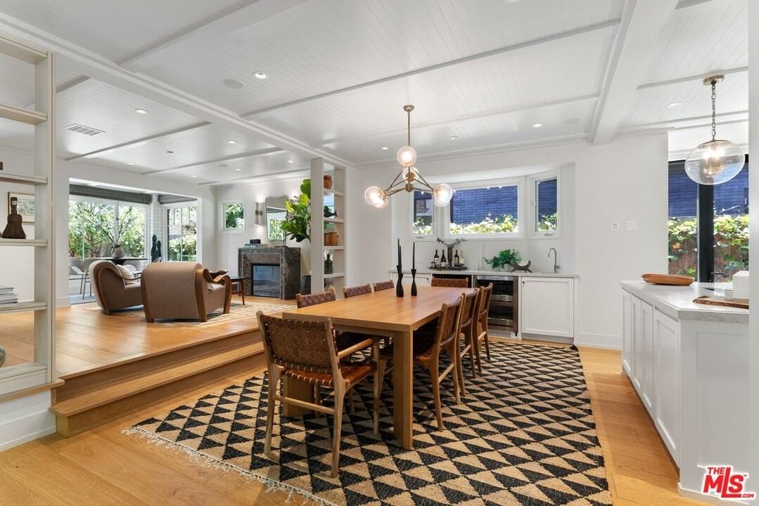 929 Marco Pl - Photo 3 of 50