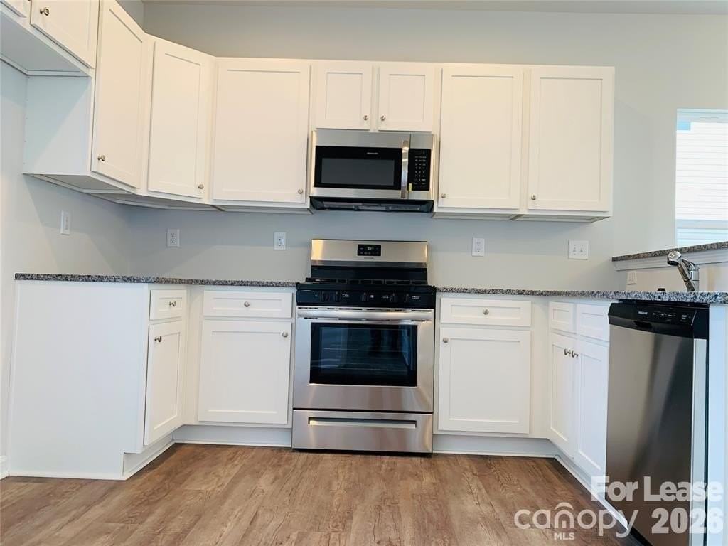 202 Canina Ln - Photo 3 of 8