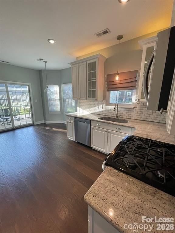 210 Southhaven Dr - Photo 5 of 18