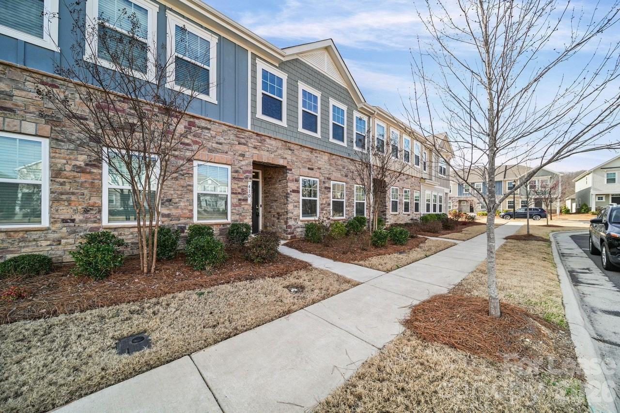 410 Kenwood Vw - Photo 3 of 39