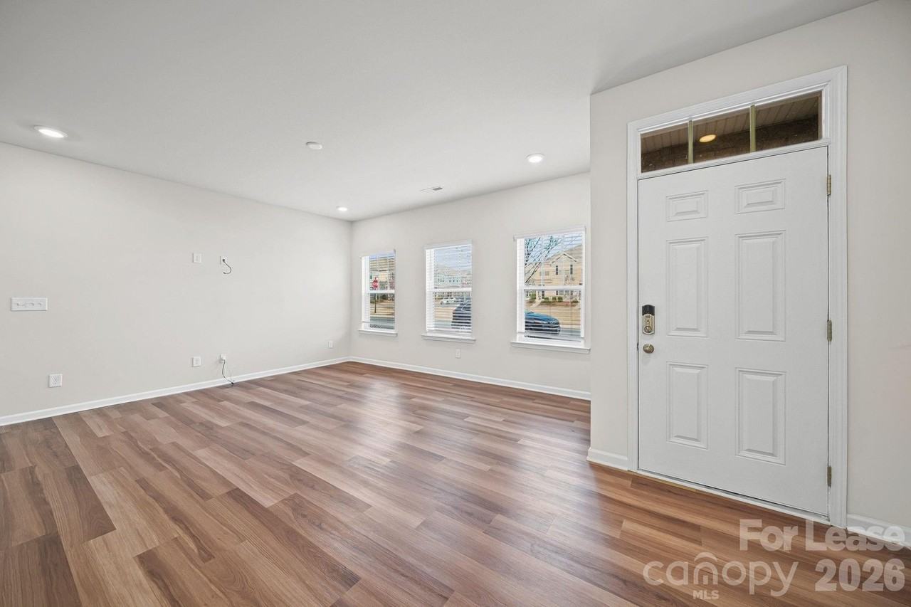 410 Kenwood Vw - Photo 5 of 39