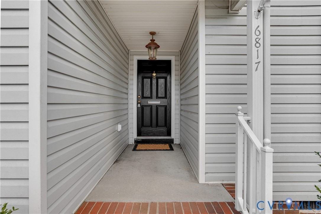 6817 Kensington Ave - Photo 3 of 26