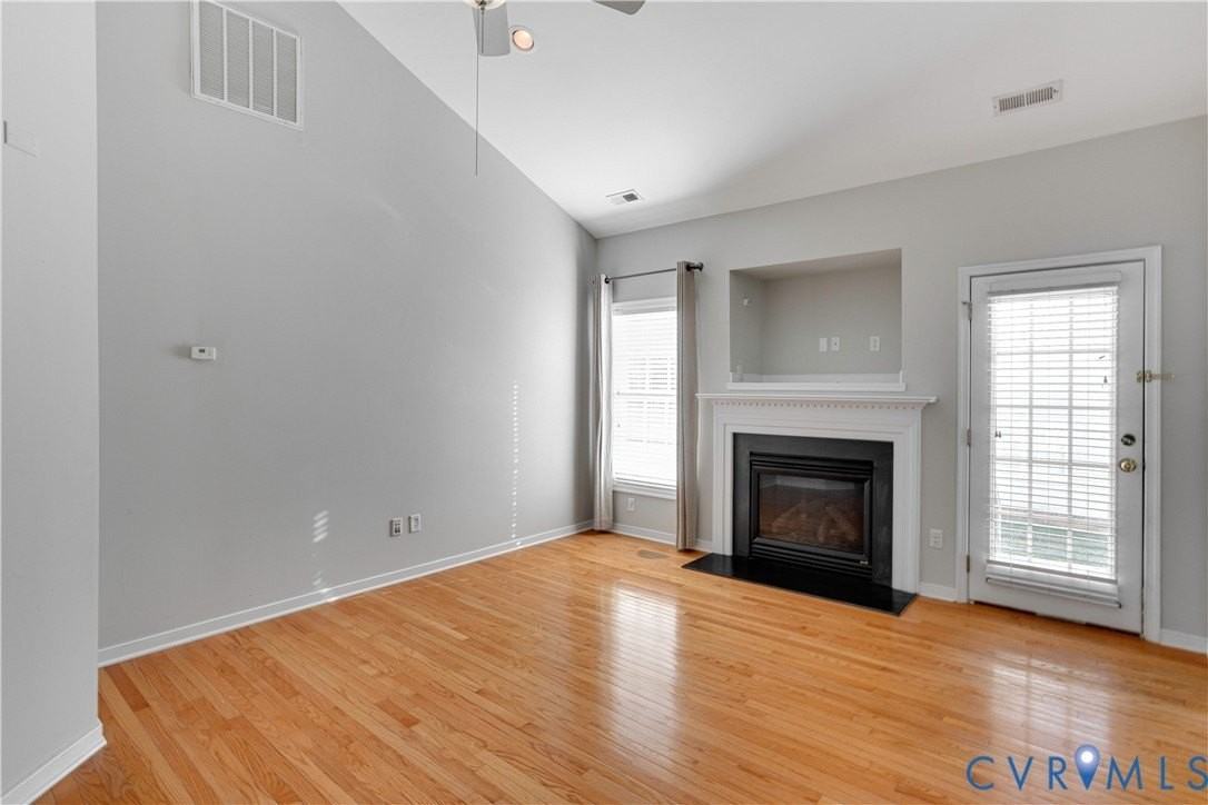 6817 Kensington Ave - Photo 5 of 26