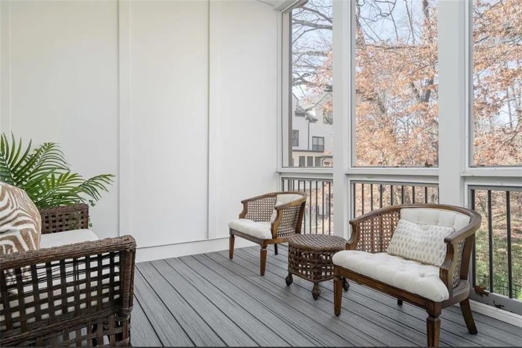 4518 Collins Ave - Photo 4 of 22