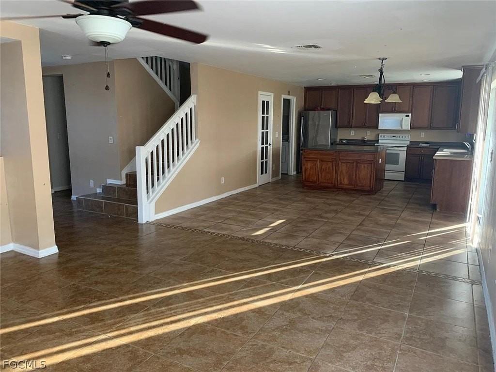 30 Ne 24th Ter - Photo 3 of 14