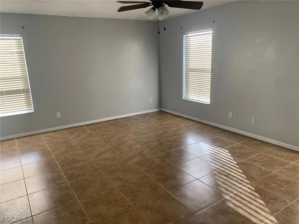 30 Ne 24th Ter - Photo 4 of 14