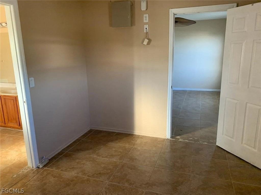 30 Ne 24th Ter - Photo 7 of 14