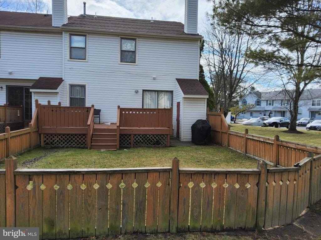 2 Adam Ct - Photo 3 of 34