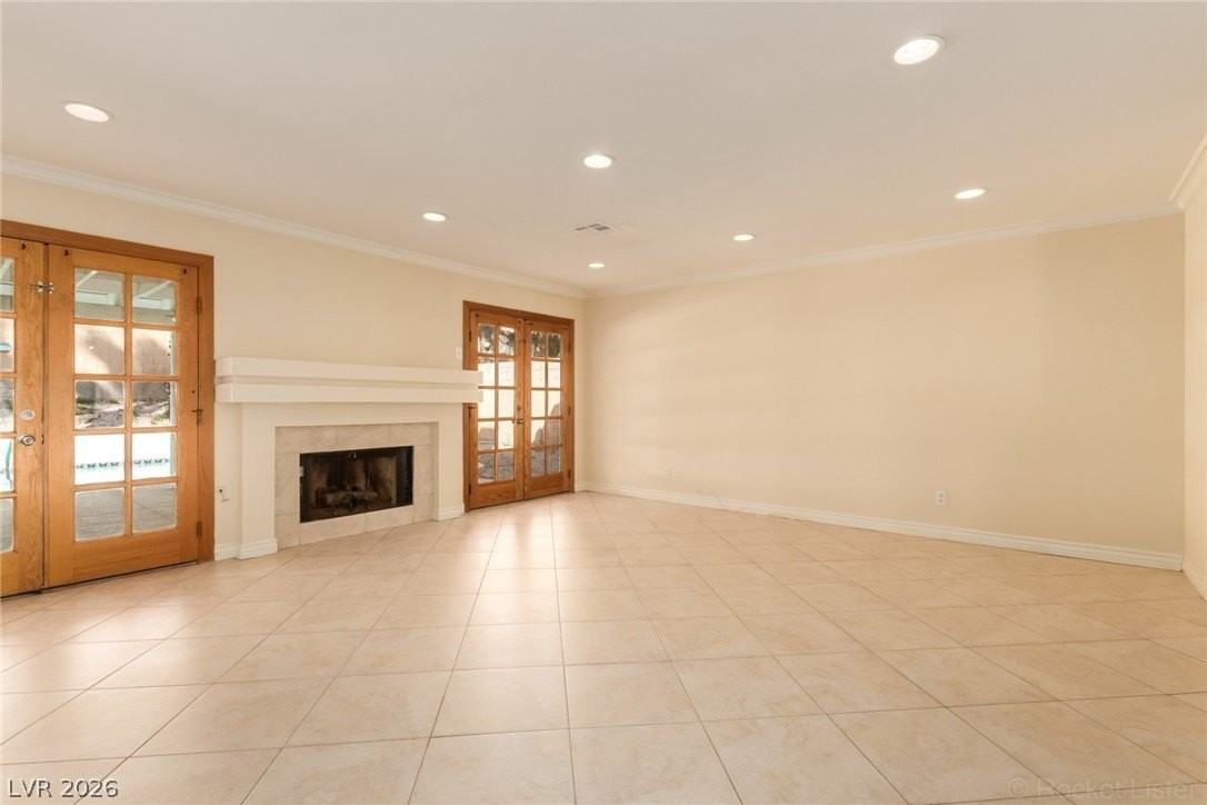 3113 Port Side Dr - Photo 4 of 50