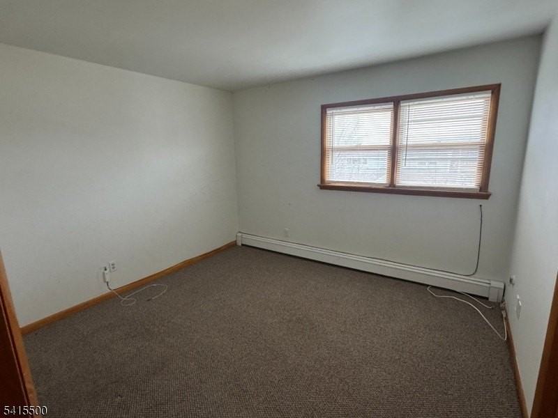 83 Maple Ave - Photo 7 of 12