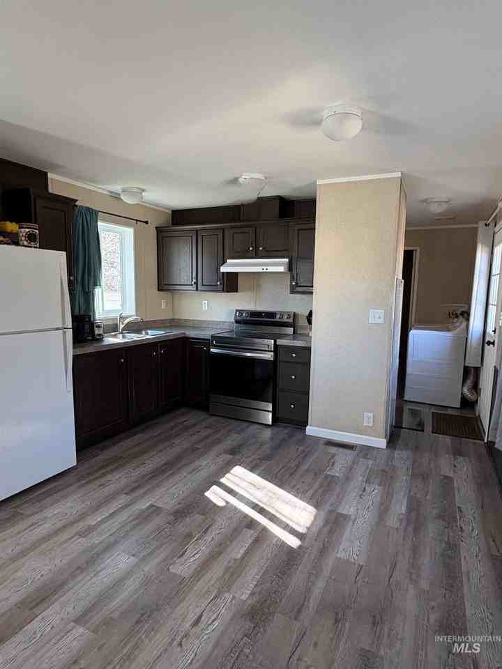 5677 E Woodcross Dr - Photo 6 of 11