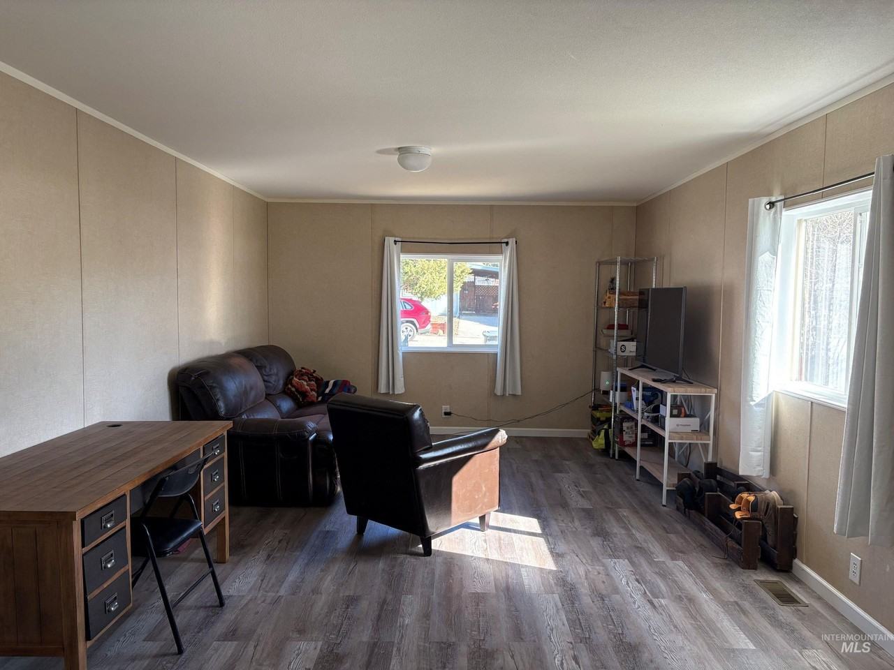 5677 E Woodcross Dr - Photo 7 of 11