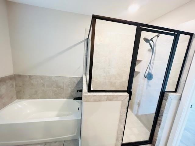 1081 Darren Cir E - Photo 3 of 15