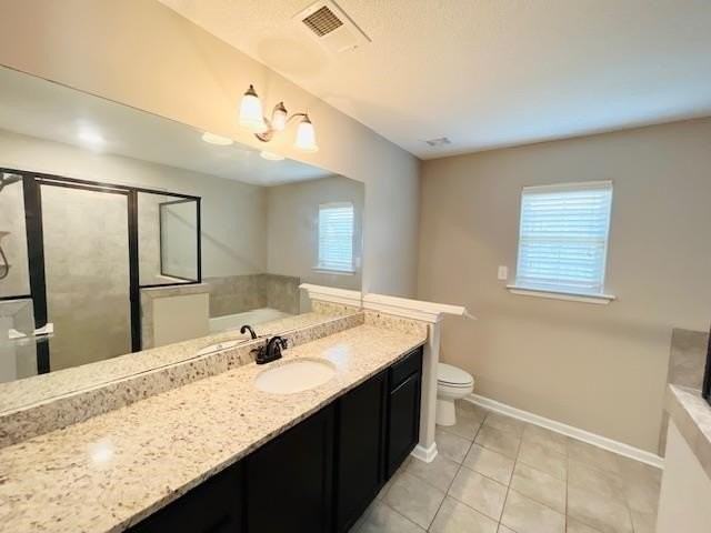 1081 Darren Cir E - Photo 4 of 15