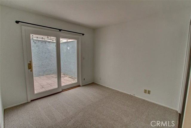 8 Sparrowhawk - Photo 2 of 8