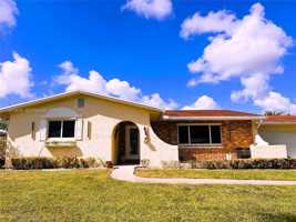 featured image of 451 Nw 42nd Ave #0