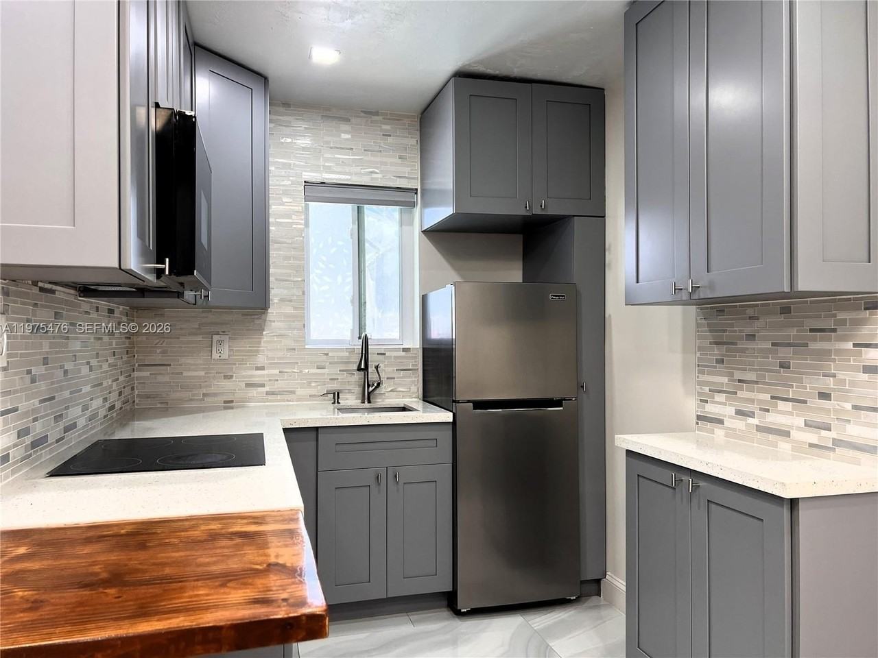 451 Nw 42nd Ave #0 - Photo 6 of 14