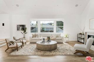 4405 Estrondo Dr - Photo 3 of 8