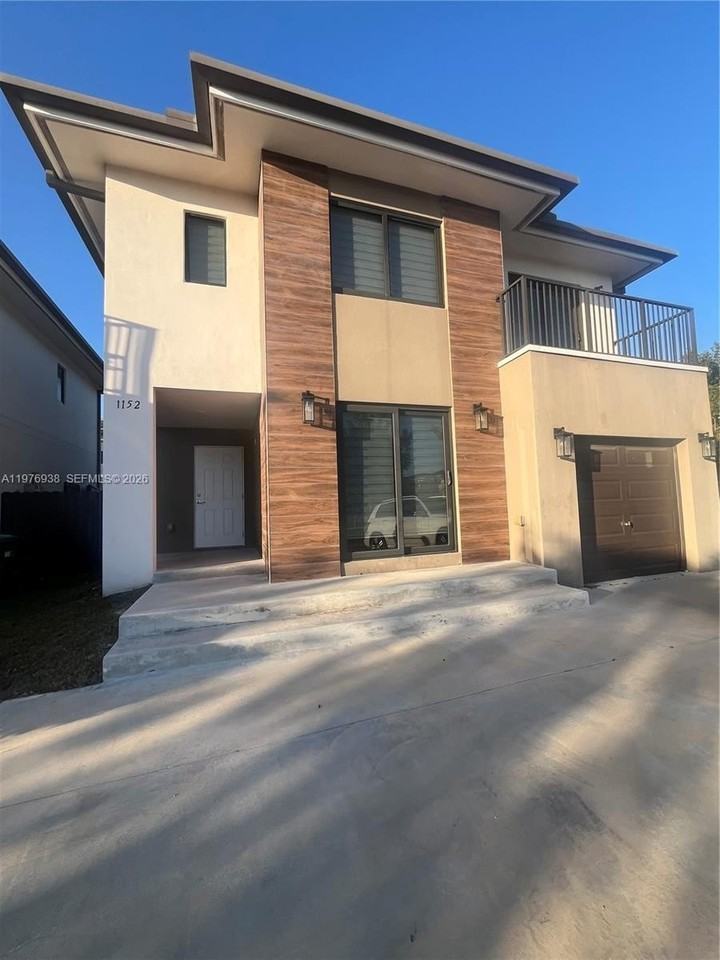 1152 Nw 2nd Ln #1154