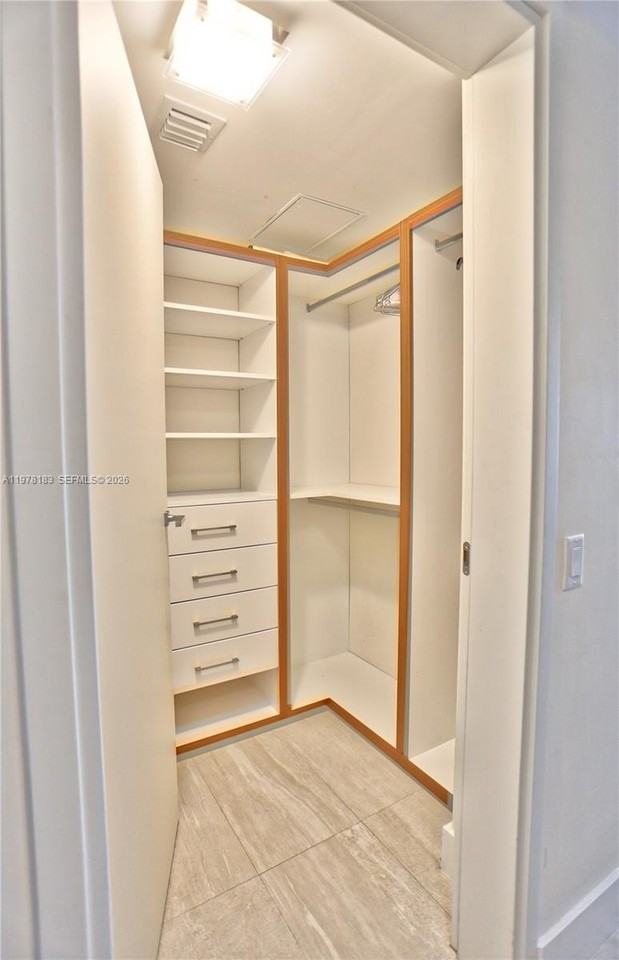 1300 Brickell Bay Dr #2700 - Photo 7 of 50