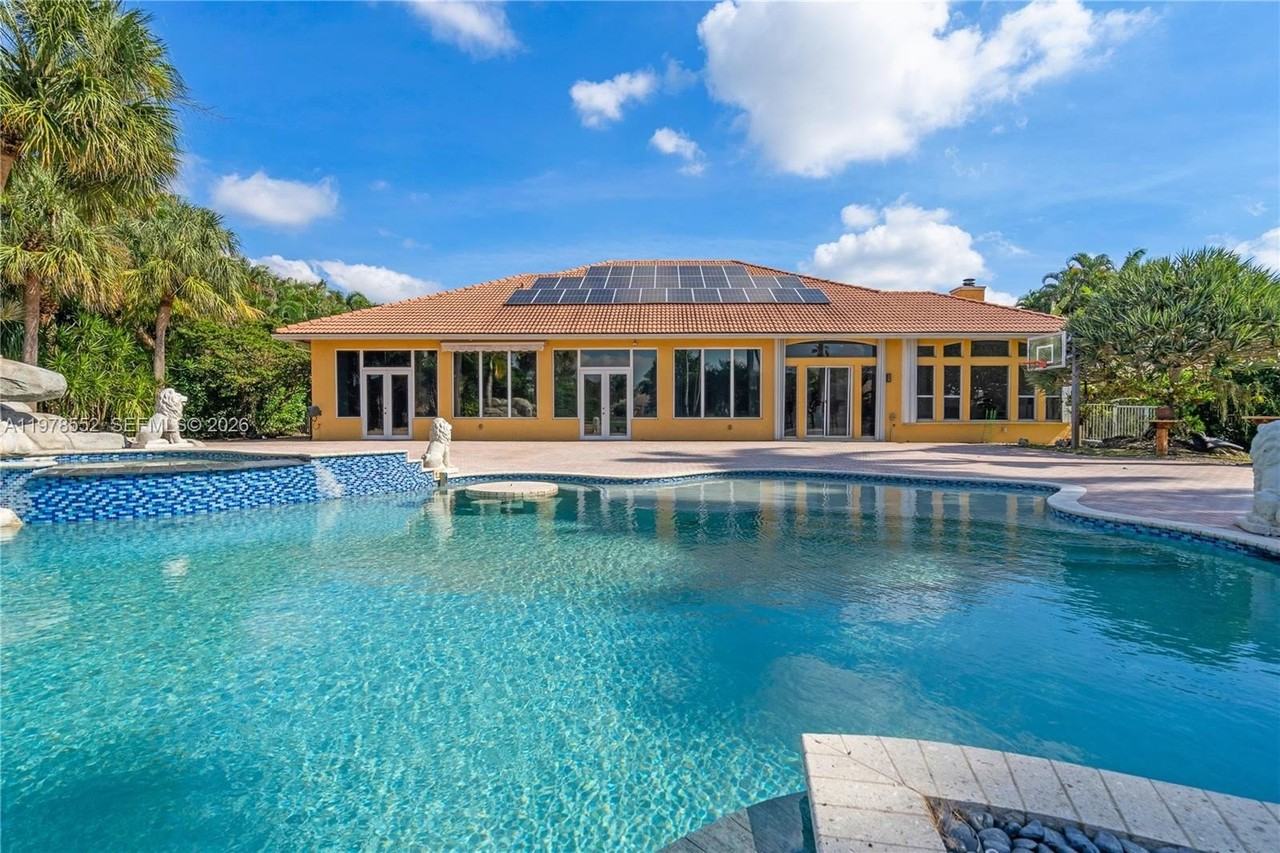 2161 Sw 131st Ter - Photo 7 of 50